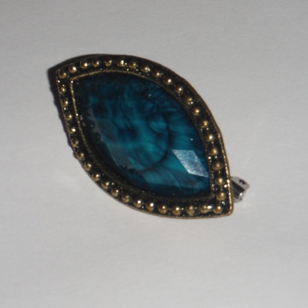 Eye Shaped Aqua Brooch